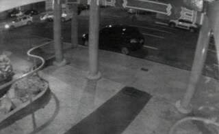 Motoristas fogem após acidente com duas vítimas; veja as imagens Motoristas fogem após acidente com duas vítimas; veja as imagens
