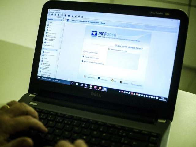 Receita abre amanh&atilde; consulta a lote de restitui&ccedil;&atilde;o do Imposto de Renda