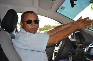 Jucelino Alves, o taxista que fez a corrida para a aldeia urbana Marçal de Souza. (Foto: Minamar Junior)