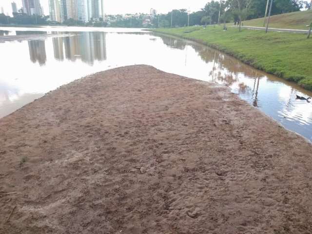 Lagoa agoniza enquanto poder p&uacute;blico fica no jogo de empurra