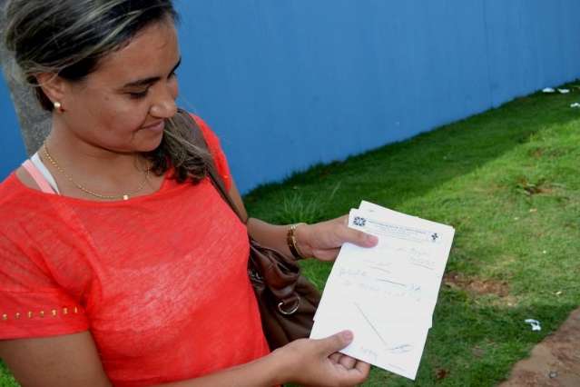 Pacientes comemoram decis&atilde;o para acabar com as receitas ileg&iacute;veis