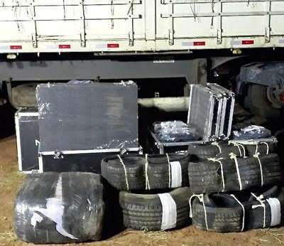 Receita Federal apreende rev&oacute;lver e muni&ccedil;&otilde;es durante fiscaliza&ccedil;&atilde;o