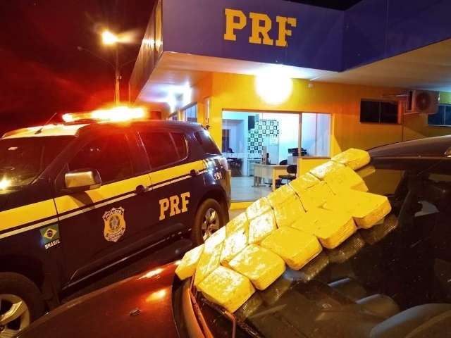 Homem diz que receberia R$ 30 mil para levar coca&iacute;na a MG