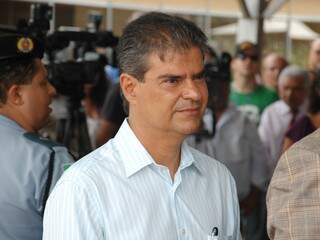 Prefeito não conseguiu convencer os partidos aliados a apoiarem Edson Giroto em Campo Grande(Foto: Marlon Ganassin)