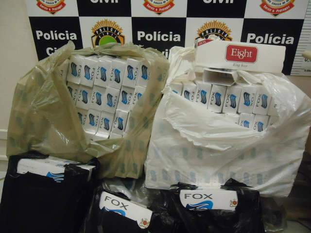  Dois mil ma&ccedil;os de cigarros s&atilde;o apreendidos pela Pol&iacute;cia no centro da Capital