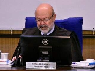 Decisão do Tribunal Pleno seguiu relatório do conselheiro Ronaldo Chadid. (Foto: Mary Vasques)
