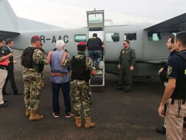 Paraguai extradita ex-prefeito de cidade de MS acusado de assassinato