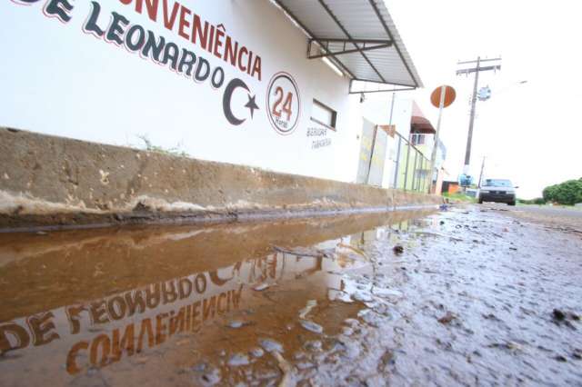 Decretada pris&atilde;o de dono de conveni&ecirc;ncia que matou um com tiro de chumbinho