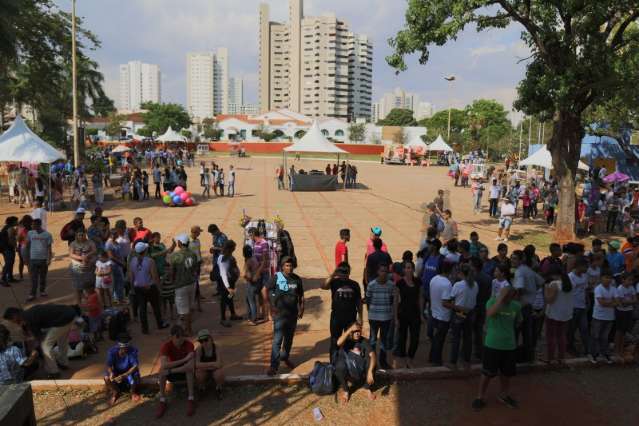 Shows na concentra&ccedil;&atilde;o da Marcha Para Jesus come&ccedil;am com atraso