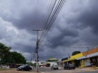 Céu fechado indica para chuva na regiões norte e leste de Campo Grande
