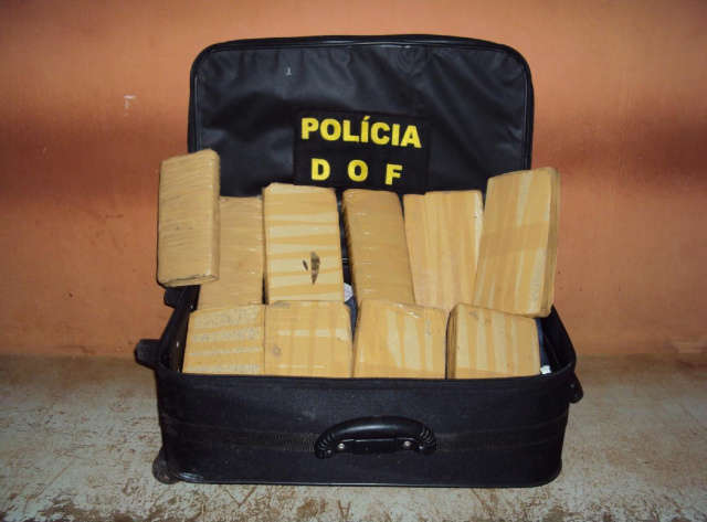  Moradora no MT, adolescente de 16 anos &eacute; apreendida com maconha em MS