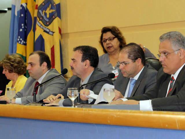 Vereadores votam tr&ecirc;s projetos nesta ter&ccedil;a na &uacute;ltima sess&atilde;o do semestre