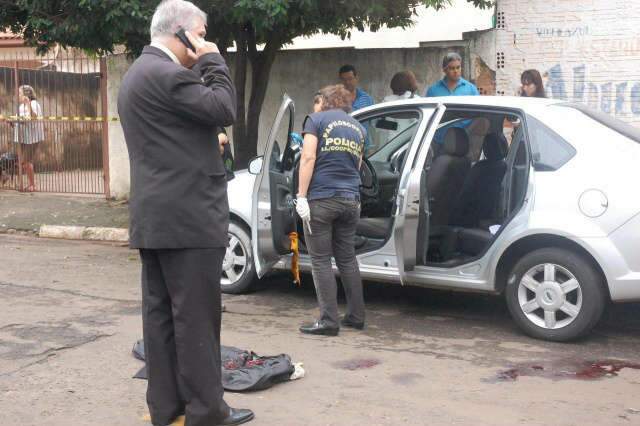  Por motivo de viagem defesa pede adiamento de j&uacute;ri de policial civil