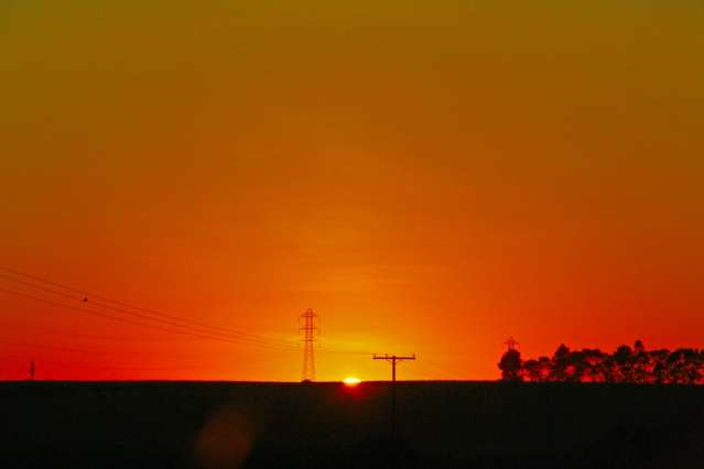 C&eacute;u amanhece aberto e dia ser&aacute; de calor intenso na Capital