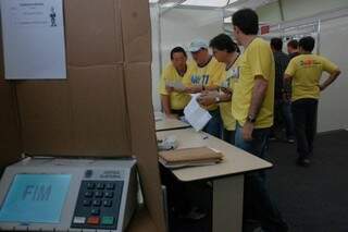 Na eleição de 2009, voto foi eletrônico. Eleito foi Leonardo Duarte. (Foto: Arquivo)