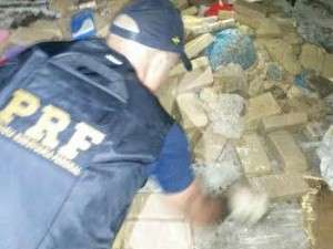 Casal &eacute; preso na maior apreens&atilde;o de coca&iacute;na da PRF em 12 meses