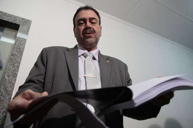Siufi vai consultar PMDB sobre pedido de Comiss&atilde;o Processante contra Bernal