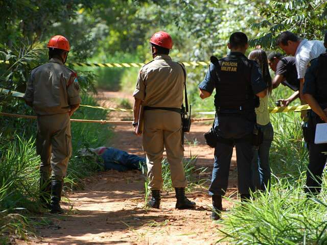 Jovens que assassinaram vendedor negam ser garotos de programa