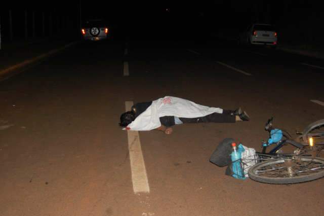 Tr&acirc;nsito mata 2 nesta noite em Campo Grande
