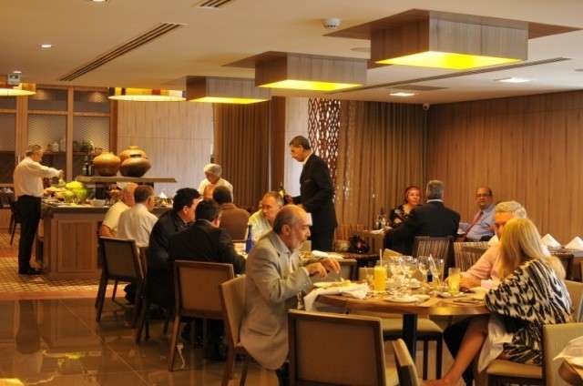Demanda de casais para passar o fim de semana surpreende hotel novo