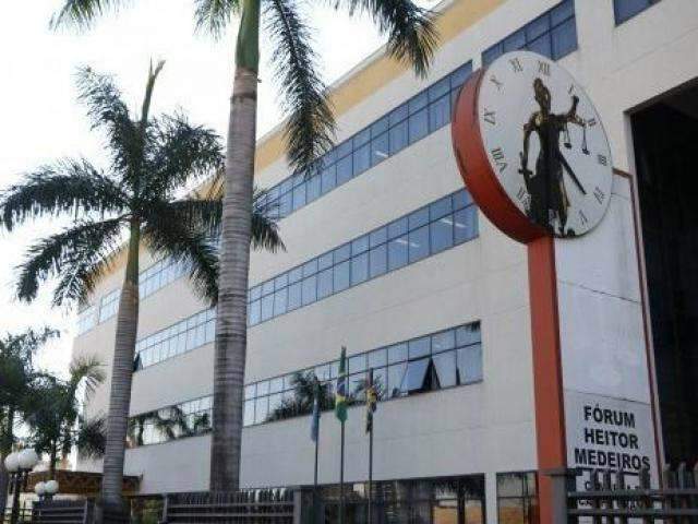 Loja de departamento deve pagar R$ 5 mil por enviar cart&atilde;o recusado por cliente