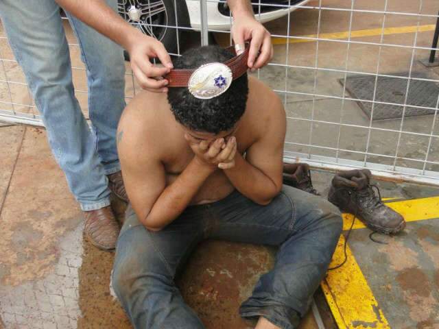  Adolescente passa mal ap&oacute;s beber gasolina em trote de universit&aacute;rios