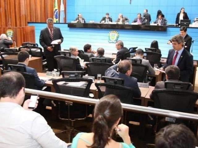 Ap&oacute;s elei&ccedil;&atilde;o, deputados querem &quot;limpar a pauta&quot; at&eacute; o final do ano