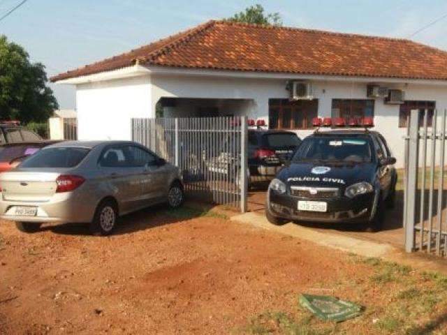 Adolescentes s&atilde;o apreendidos ap&oacute;s furtar supermercado e lot&eacute;rica na madrugada