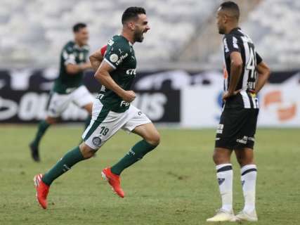 Bruno Henrique marca 2 e garante vitória do Palmeiras sobre Atlético-MG