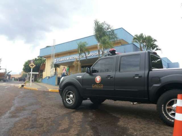 Vereadores alegam viagem e querem mudar data de depoimento no Gaeco 