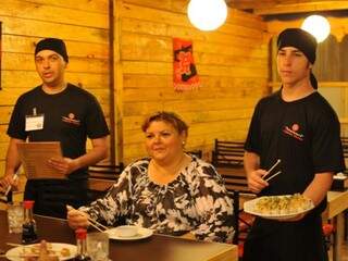 Restaurante japonês caprichado na Coophavila tem clientes de toda a cidade