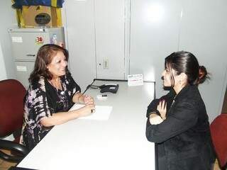 Clotilde Chamorro Véras, assistente Social e Presidente da APAS MS, e Camila Amorim Batista – Empresária Inovare MS. 