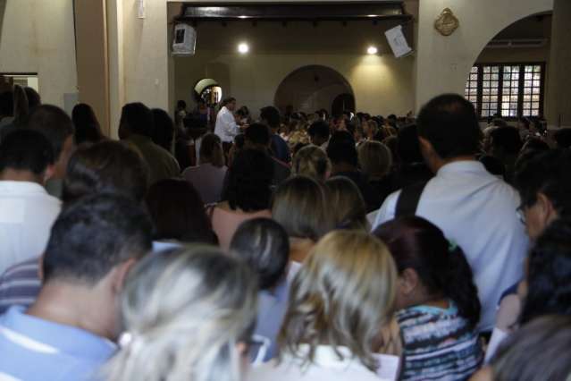 Fieis inciam celebra&ccedil;&otilde;es da Semana Santa com o Domingo de Ramos