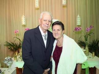 O casal completou na sexta-feira 60 anos de amor incondicional. (Foto: Célia Nazarko)