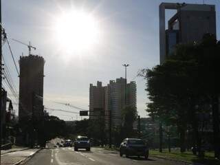 Dia amanheceu ensolarada na Capital (Foto: Kisie Ainoã)