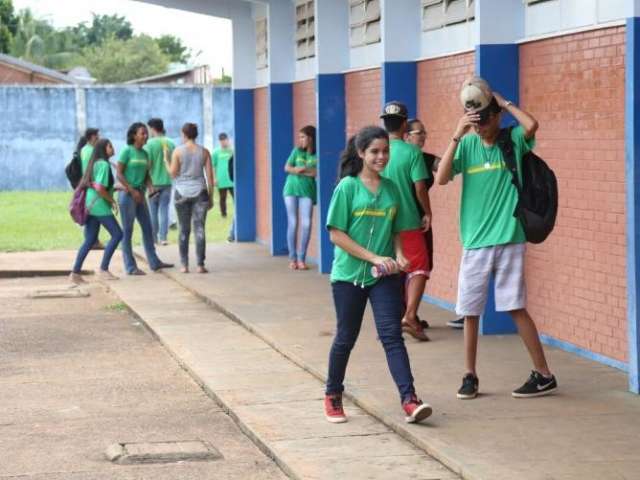 Preconceito faz sobrar 886 vagas no ensino m&eacute;dio em tempo integral