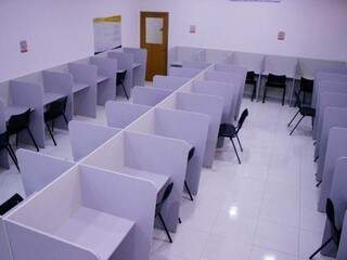 Salas de estudos também são liberadas para alunos usar fora do período de aula.