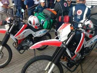 Duas motocicletas que serão usadas em atendimento. (Foto: Mayara Bueno).