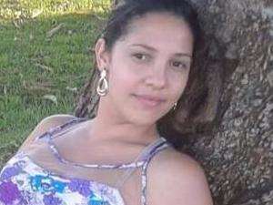 Jovem de 22 anos &eacute; morta a facadas e marido &eacute; o principal suspeito do crime