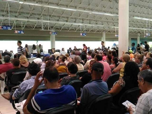 Secret&aacute;rio diz que prefeitura reduziu gasto com folha e faz reserva para o 13&ordf;