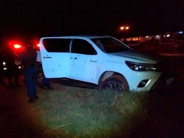 Ap&oacute;s persegui&ccedil;&atilde;o a 200 km/h, PM para a tiros ve&iacute;culo roubado por adolescente