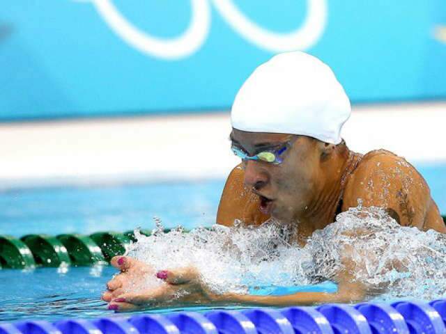  Joanna Maranh&atilde;o briga por vaga &agrave; final dos 200m medley nas Olimp&iacute;adas