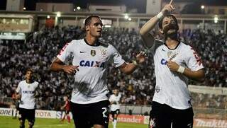 Alexandre Pato é uma das principais estrelas do time e pode atuar no Douradão
