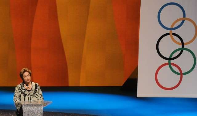 Reprova&ccedil;&atilde;o a Dilma sobe, atinge 71% e supera recorde de Collor em 92