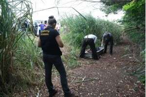 Jovem &eacute; assassinado com quatro facadas em Dourados 