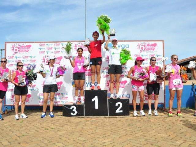 Corrida em homenagem ao Dia da Mulher tem bicampe&atilde; no p&oacute;dio
