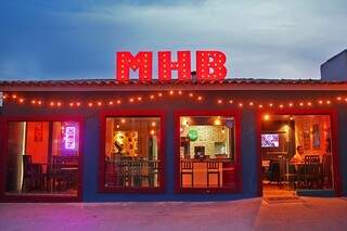 O MHB Burger está localizado na Rua Ceará, 1451, Jardim dos Estados. (Foto: Marcos Ermínio)