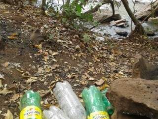 A cachoeira é muito procurada pelas pessoas que deixam lixo para trás. (Foto: Direto das Ruas)