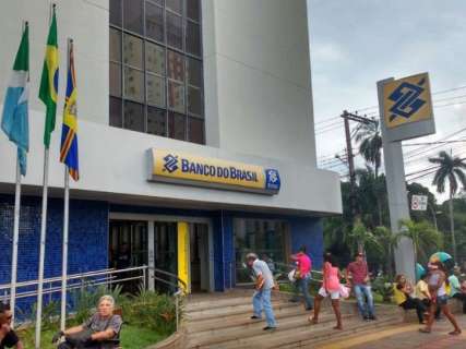 'Vulto' derruba sistema e impede saques em agência do Banco do Brasil no Centro 