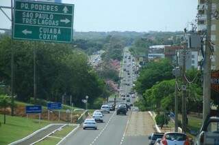 Afonso Pena é outra avenida onde mais são registrados acidentes. (Foto: Marcos Ermínio).